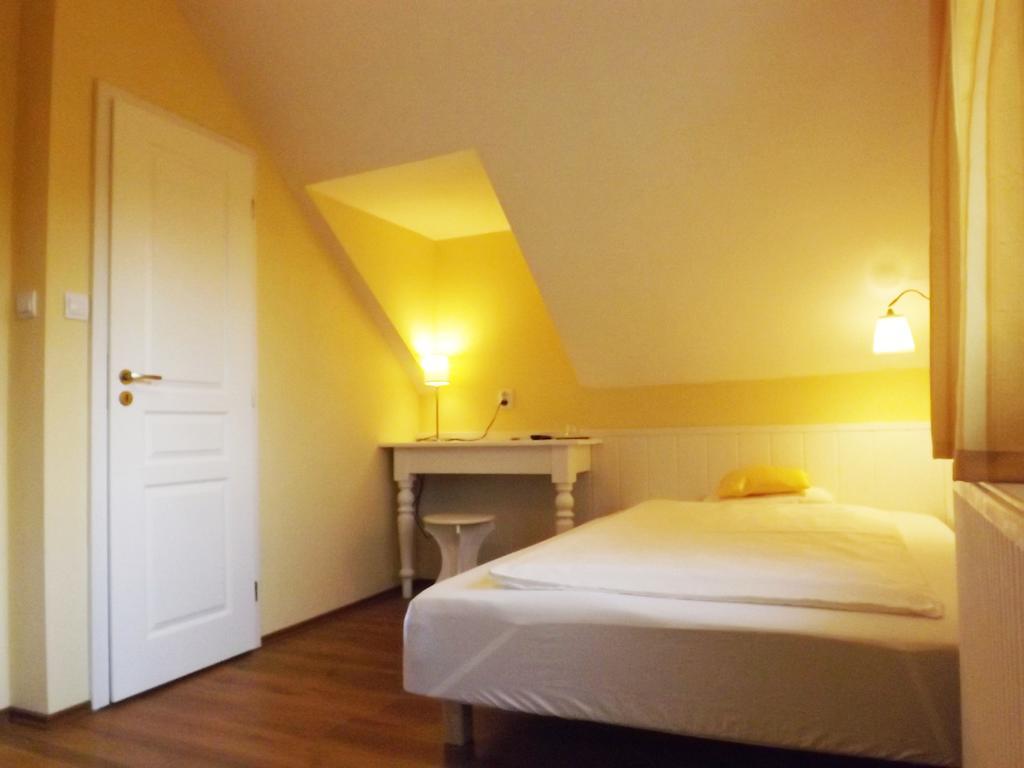 Villa Sipeky Senec Værelse billede
